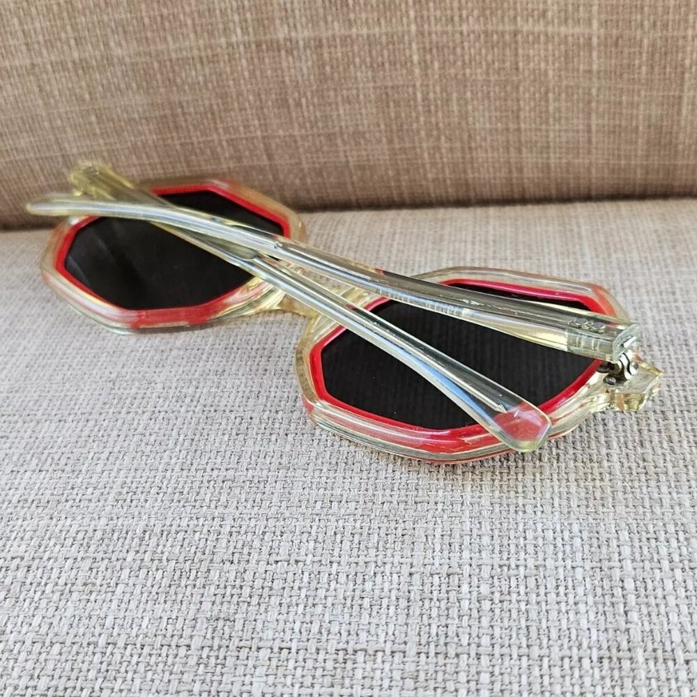 Vintage Sunglasses Clear/Red Tone Frame Unisex Hexagonal Eyewear - Picture 6 of 13
